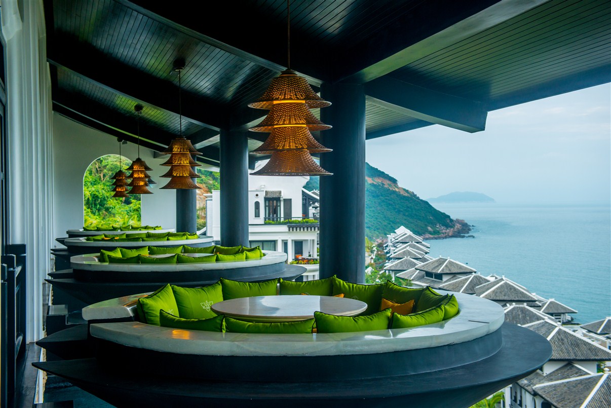 Với giải thưởng lần này, InterContinental® Danang Sun Peninsula Resort được du khách chấm thang điểm cao nhất và không có dịch vụ nào trong Khu nghỉ dưỡng được khách hàng chấm dưới điểm 8/10.