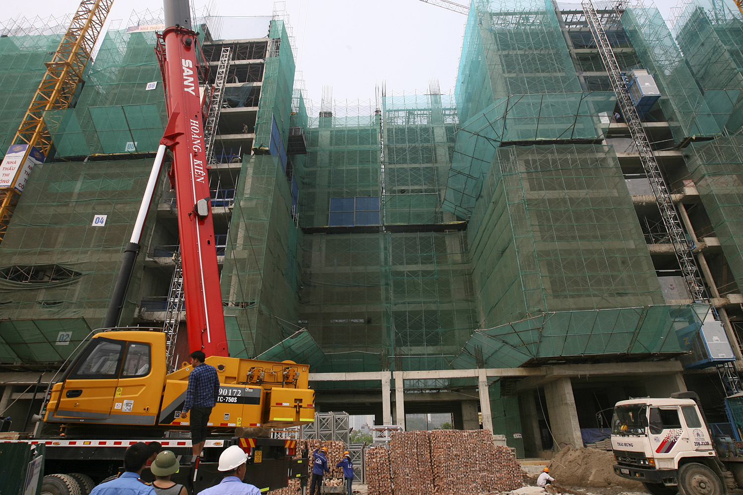 EcoLife Capital đã đổ bê tông tầng 16, đến hết tháng 5/2016 dự án sẽ thi công xong tầng 18.