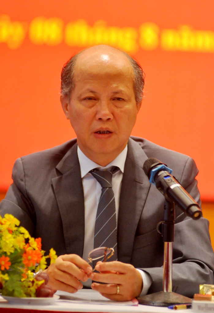 Ông Nguyễn Trần Nam – Chủ tịch Hiệp hội Bất động sản Việt Nam chủ trì Hội nghị.