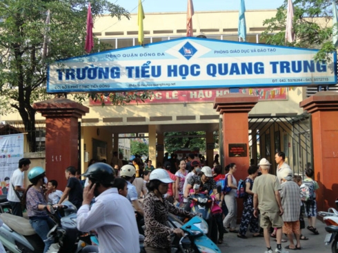 Trường tiểu học Quang Trung (Đống Đa,Hà Nội) nơi xảy ra sự việc