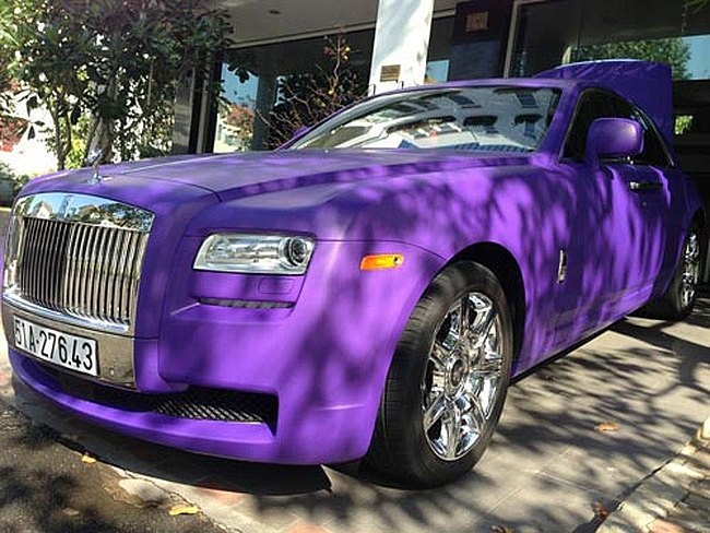 Rolls Royce màu độc của Cường Đôla