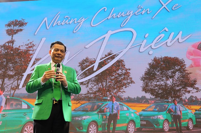 Ông Hồ Huy - Chủ tịch Tập đoàn Mai Linh chia sẻ niềm vui
