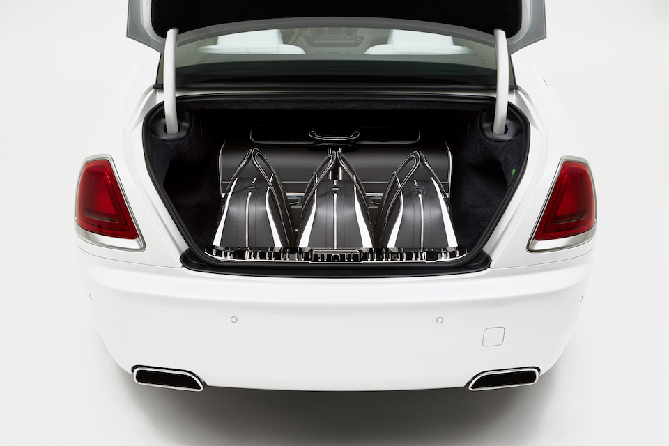 Rolls-Royce-Wraith-Bags-Collection7.