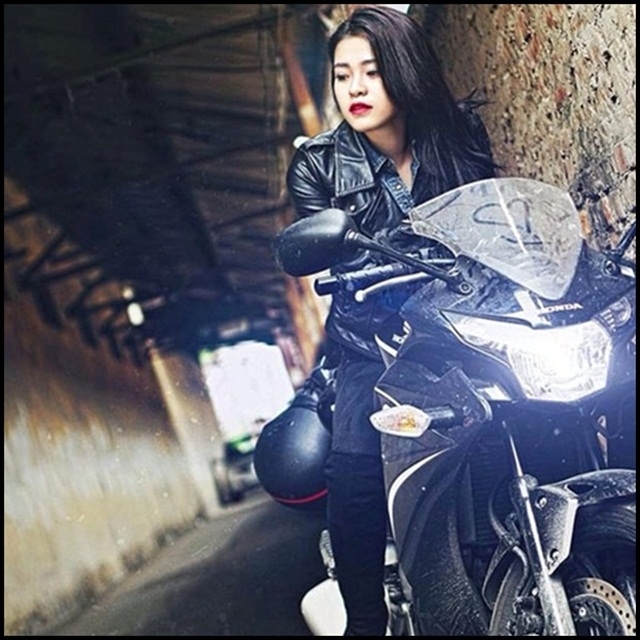 Cận cảnh “quái vật” Ducati hồng của nữ biker Hà thành - Ảnh 3