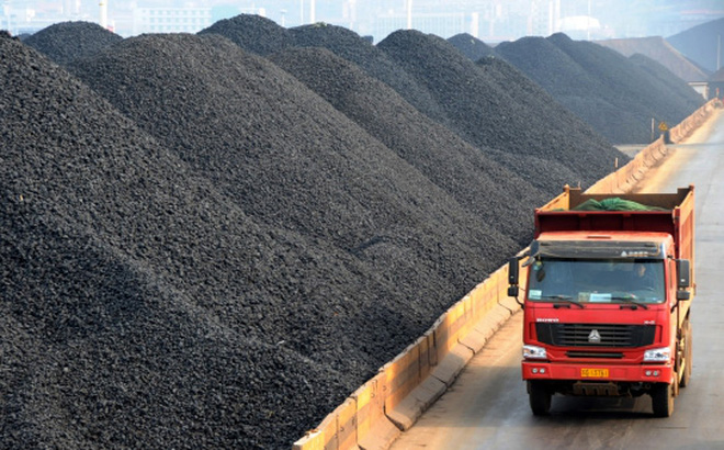 Dự báo Việt Nam phải nhập khẩu tới 100 triệu tấn than vào năm 2030 (Ảnh TL)