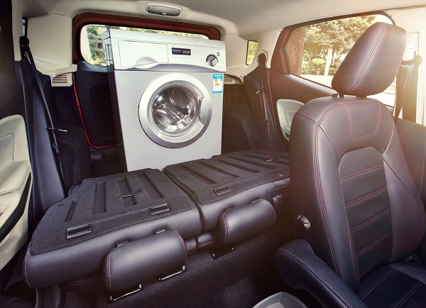 Khám phá Ford Ecosport - chiếc SUV phù hợp cho mọi cung đường bạn di chuyển - Ảnh 3
