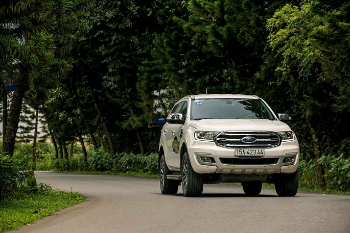 ford everest thiet lap ky luc moi dat doanh so thang cao nhat trong lich su