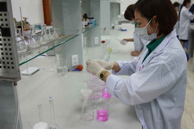 Việt Nam đã tạo được vaccine vô hoạt thế hệ mới phòng dịch tả lợn châu Phi bước đầu có kết quả tốtp/- Ảnh 1