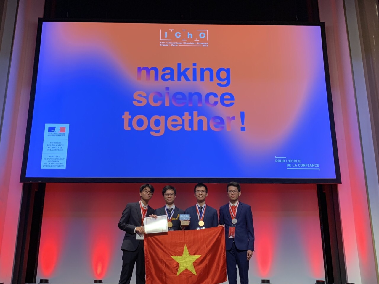 Việt Nam giành huy chương vàng Olympic Hóa học quốc tế lần thứ 51 - Ảnh 1