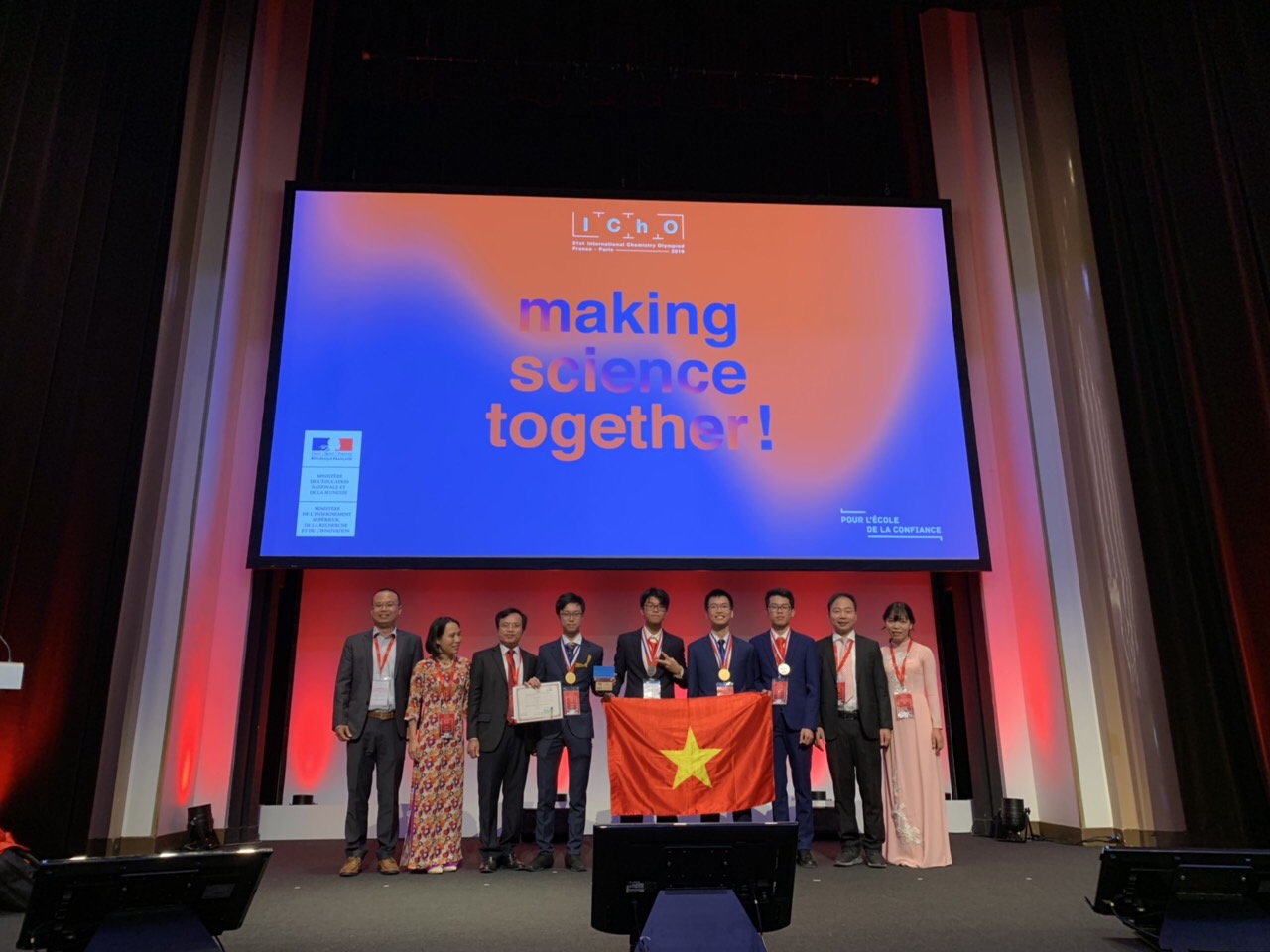 Việt Nam giành huy chương vàng Olympic Hóa học quốc tế lần thứ 51 - Ảnh 2