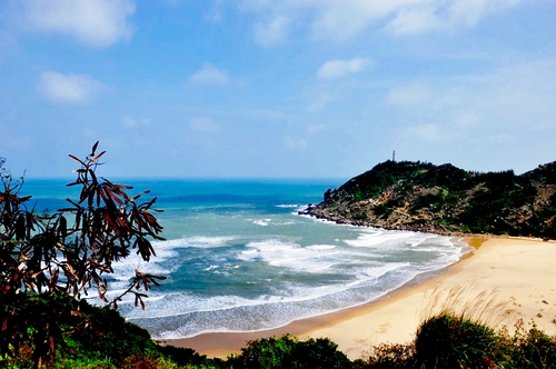Đại Lãnh là một trong những bãi biển ít ỏi còn hoang sơ của Khánh Hòa  