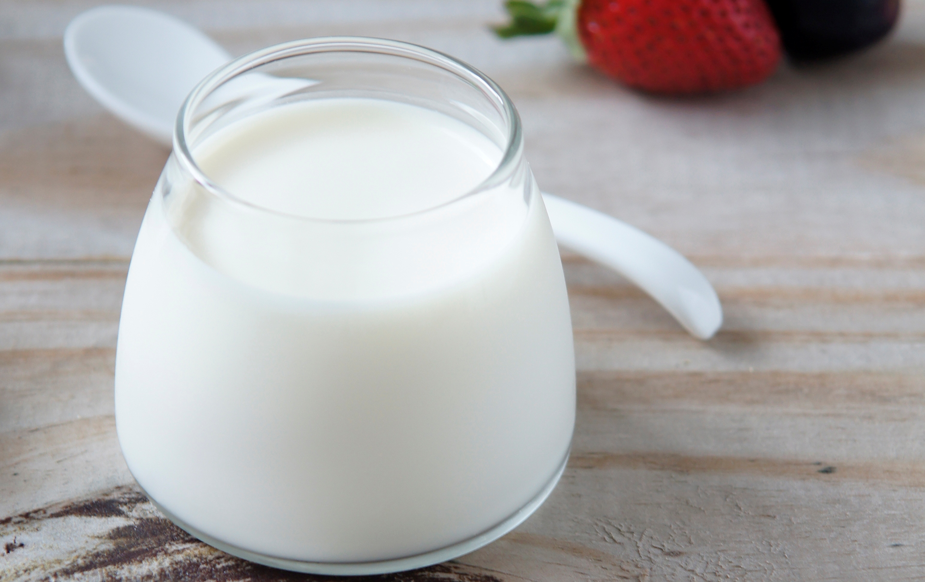 Một số trẻ dị ứng với lactose trong sữa nhưng không dị ứng với các sản phẩm từ sữa như sữa chua, phomai ...
