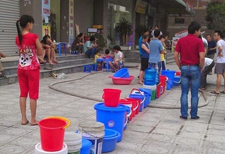 Tăng giá nước liệu có cải thiện được tình trạng mất nước tại Hà Nội?