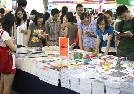 Triễn lãm - hội chợ sách Quốc tế V với nhiều mức ưu đãi hấp dẫn.