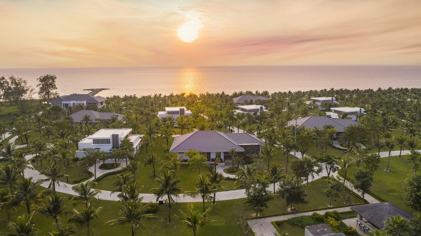 Phú Quốc là hòn đảo hội tụ đầy đủ các yếu tố trên. Trong mắt các nhà đầu tư bất động sản du lịch, Phú Quốc cùng với Bali và Phuket là những nơi lý tưởng nhất để phát triển bất động sản nghỉ dưỡng biển trên thế giới.