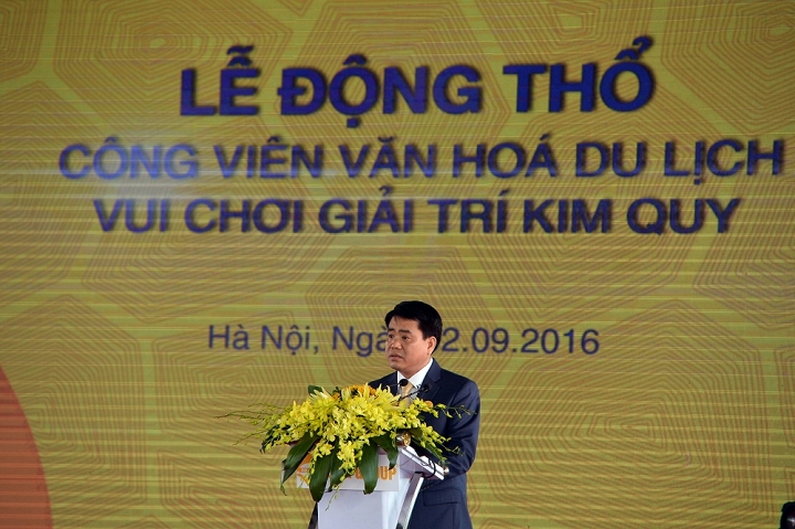 Chủ tịch UBND TP Hà Nội Nguyễn Đức Chung  phát biểu.