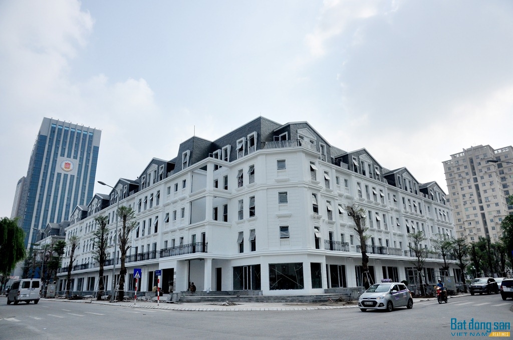 Dự án Belleville Hà Nội tại địa chỉ B4 Nam Trung Yên, quận Cầu Giấy gồm 66 căn Shophouse được chủ đầu tư Vimefulland là thương hiệu bất động sản thuộc Tập đoàn Dược phẩm Vimedimex (Vimedimex Group).  