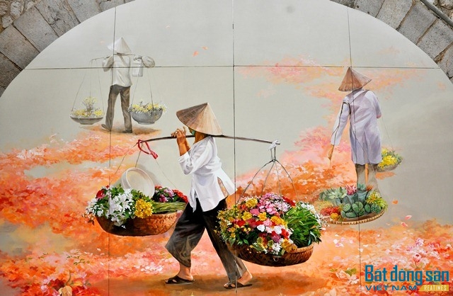 Hiện tại 4 bức bích họa đầu tiên ở khu vực các vòm cầu số 56, 58, 59, 74 đang được các họa sĩ Hàn Quốc triển khai.