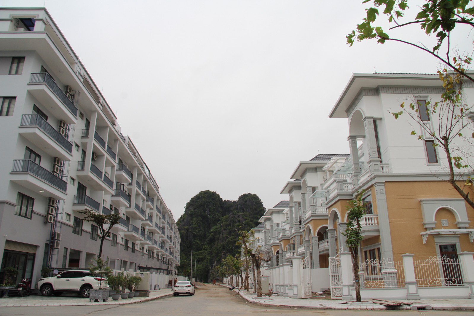 Mon Bay đang được HD Mon Hạ Long (Thuộc HD Mon Holdings) đầu tư trở thành một khu đô thị lớn và ấn tượng nhất,