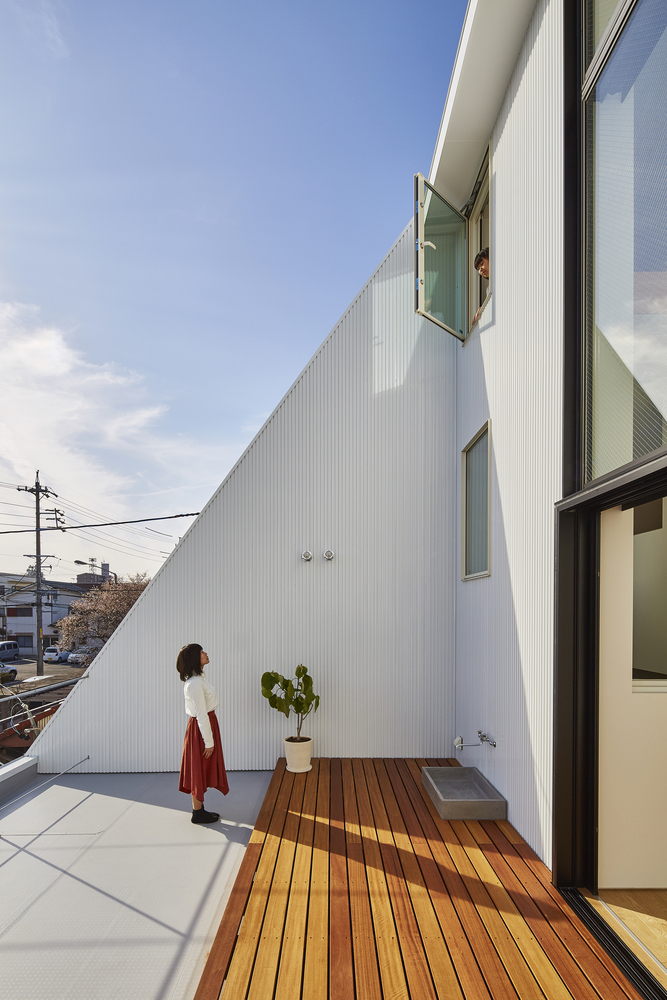 DAIKO / Keitaro Muto Architects