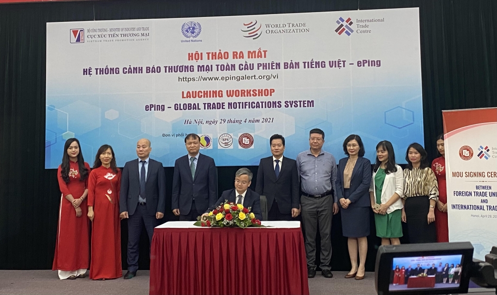 Lễ ký kết hợp tác ra mắt hệ thống ePing phiên bản tiếng Việt