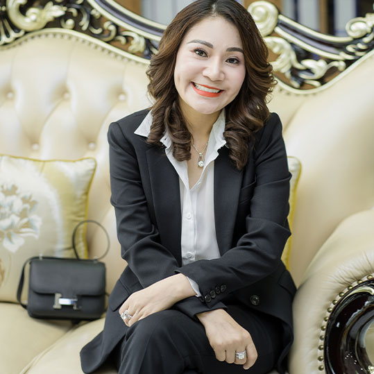 Bà Vũ Thị Thuý, CEO Công ty bất động sản Nhật Nam