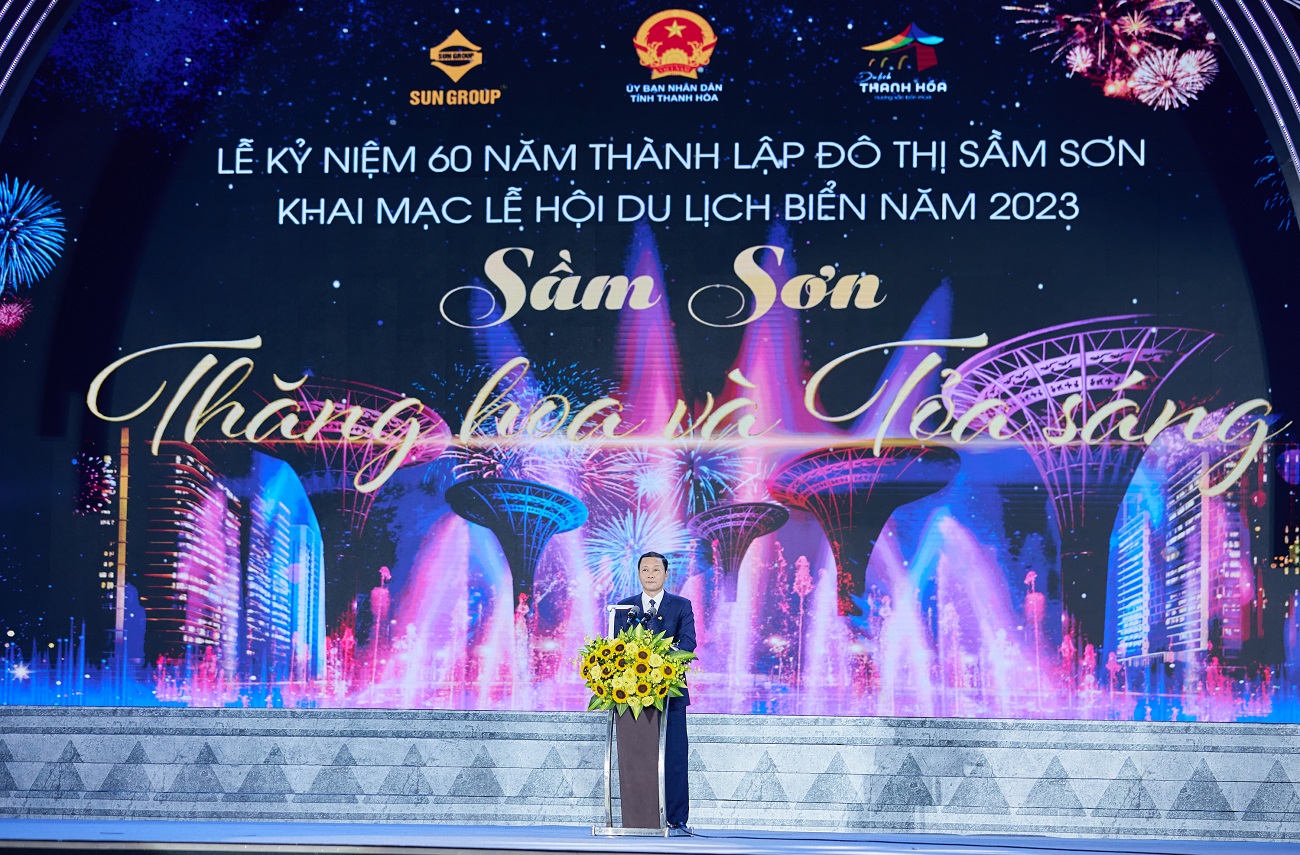 Ông Đỗ Minh Tuấn, Chủ tịch UBND tỉnh Thanh Hóa