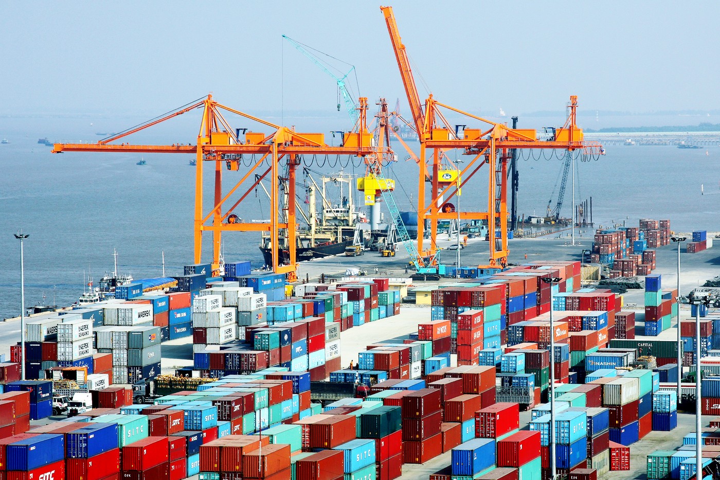 Xuất khẩu hàng hóa tháng 5 đạt 26 tỷ USD, giảm 2,1% so với tháng trước