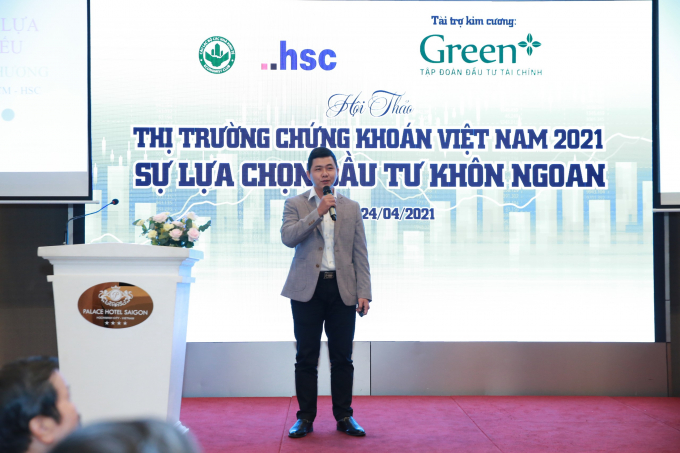 Ông Nguyễn Hoàng Phương, Giám đốc huấn luyện và hỗ trợ kinh doanh HSC phân cổ phiếu thành 5 nhóm