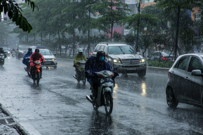 Dự báo thời tiết 5/5: Hà Nội có mưa to và dông, nguy cơ lũ quét ở các tỉnh miền núi