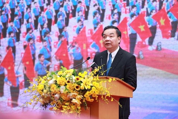 Chủ tịch UBND Thành phố Chu Ngọc Anh phát biểu tại lễ khai giảng