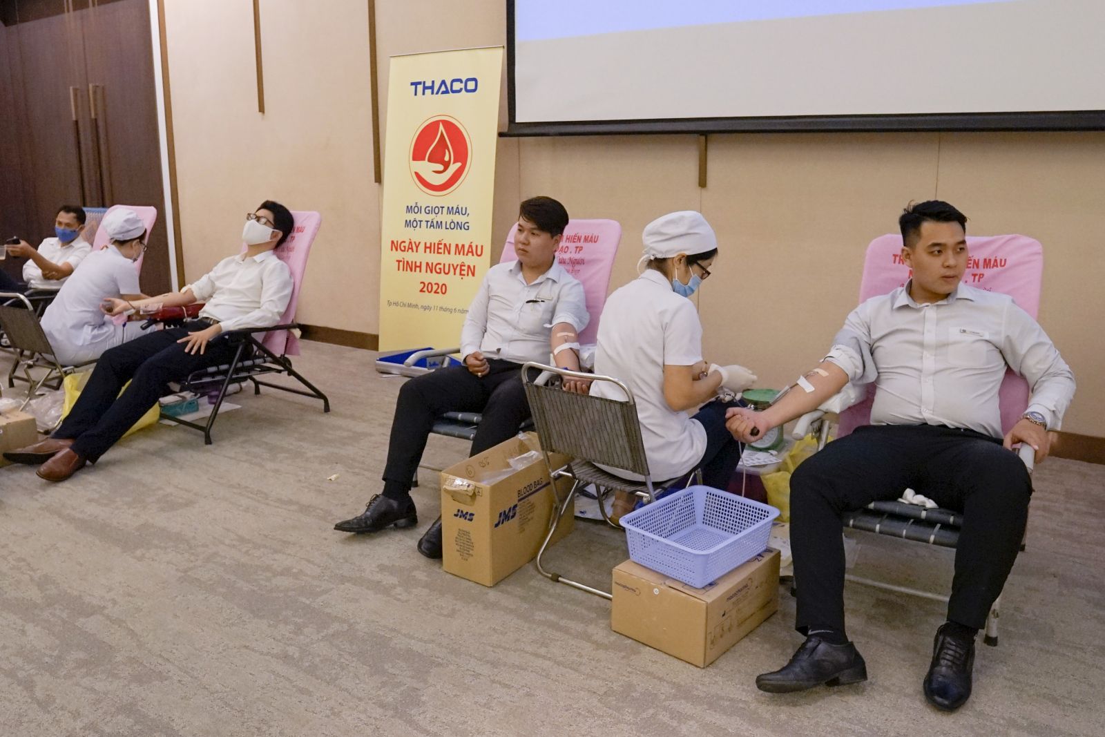 THACO khởi động chương trình hiến máu nhân đạo trên phạm vi toàn quốc