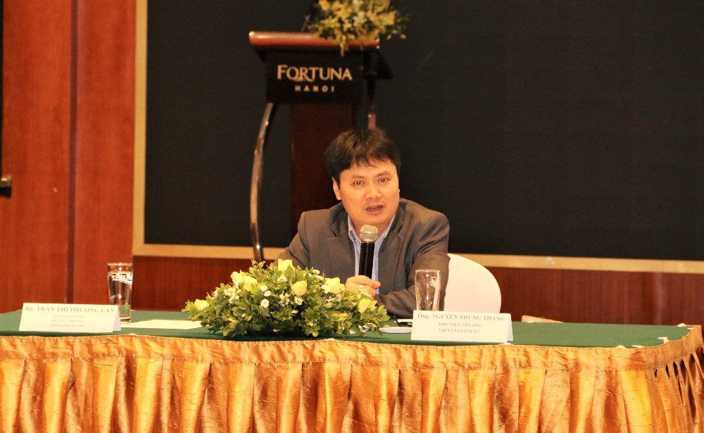 TS Nguyễn Trung Thắng, Phó Viện trưởng Viện Chiến lược, Chính sách tài nguyên và môi trường phát biểu tại Hội thảo.