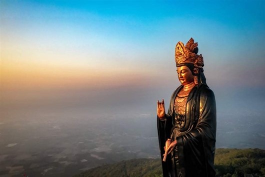 Tượng Phật Bà Tây Bổ Đà Sơn trên đỉnh núi Bà Đen