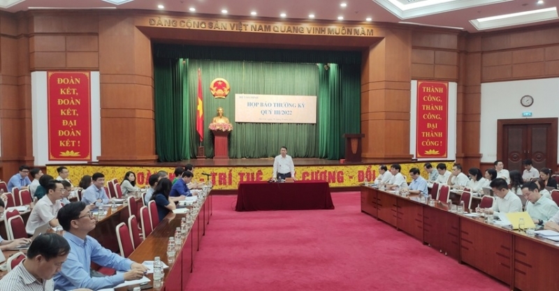 Bộ Tài chính họp báo thường kỳ Quý III-2022. Thứ trưởng Bộ Tài chính Nguyễn Đức Chi chủ trì buổi họp báo. 