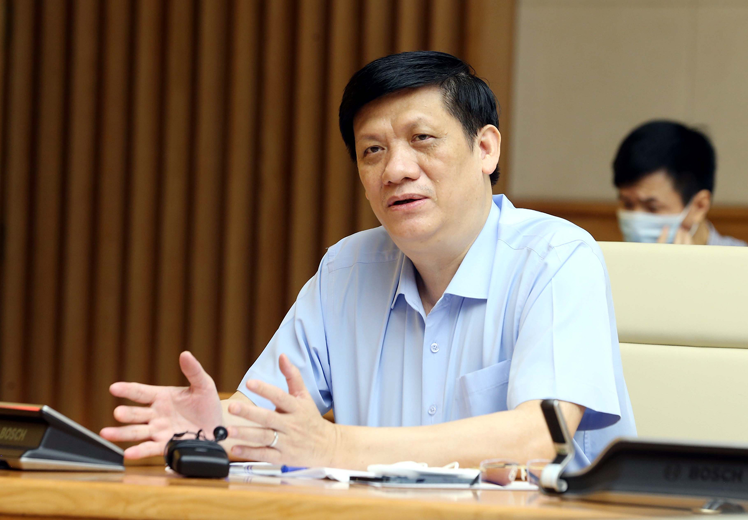 Bộ trưởng Bộ Y tế Nguyễn Thanh Long cho biết, ngành y tế đang tích cực chuẩn bị vật tư, trang thiết bị chống dịch, không để bị động trong mọi tình huống. Ảnh: VGP/Đình Nam