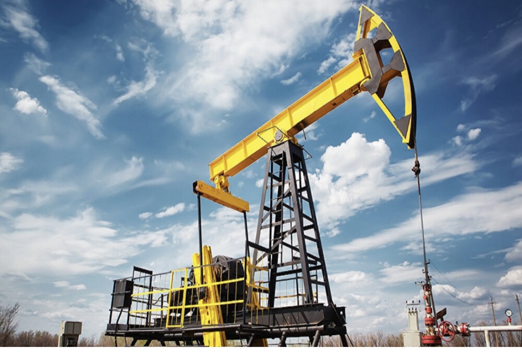 Giá dầu thế giới đảo chiều tăng lên mức gần 81 USD/ thùng.