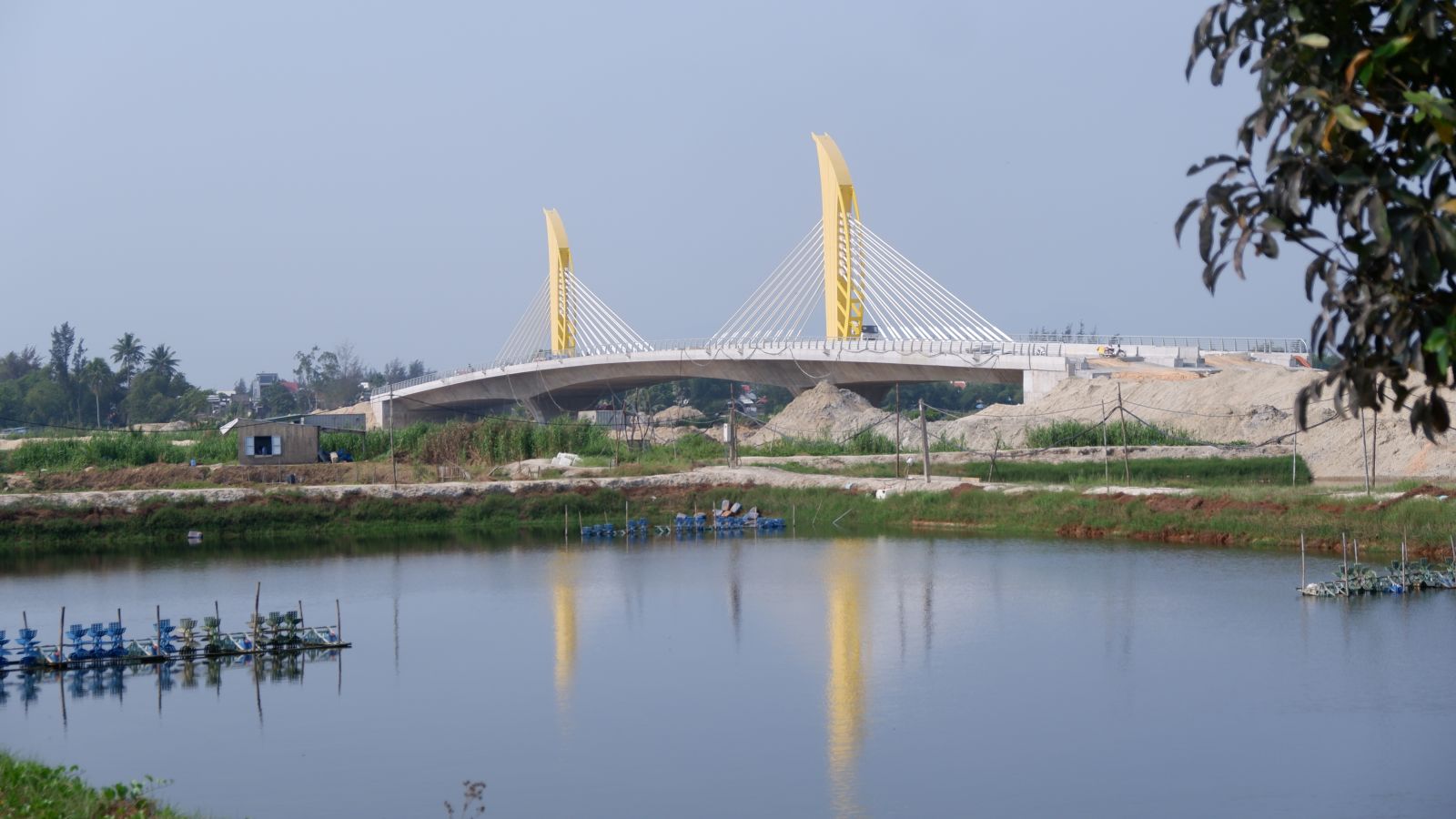 Cầu ông Điền - nay là cầu Nguyễn Duy Hiệu đang dần hoàn thiện.