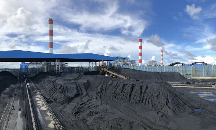 Phía EVN đề xuất TKV và Tổng Công ty Đông Bắc cấp bổ sung thêm 1 triệu tấn than ngoài khối lượng hợp đồng đã ký để đảm bảo nhu cầu sản xuất điện trong tháng 6, 7.