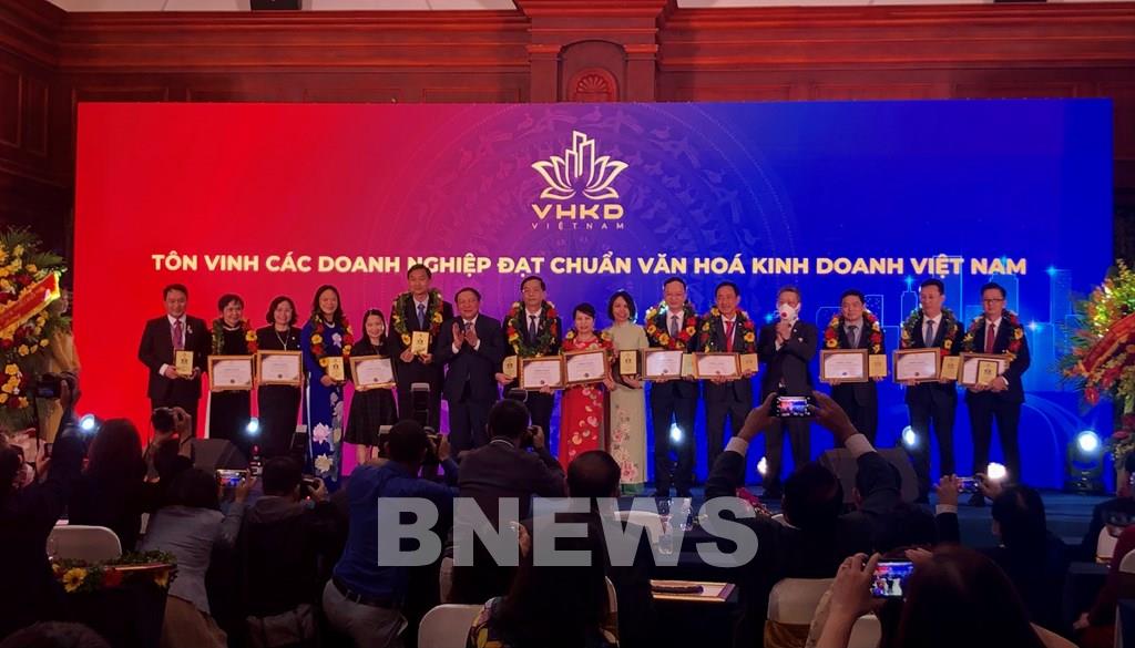 Vinh danh 10 doanh nghiệp đạt chuẩn văn hóa kinh doanh Việt Nam