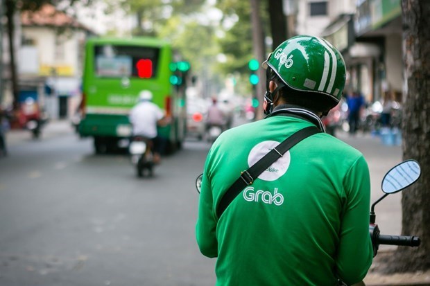 Grab dừng thêm dịch vụ giao hàng và đi chợ hộ tại Hà Nội