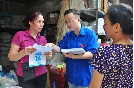 BHXH Việt Nam ban hành công văn số 3371/BHXH-TT về việc tăng cường truyền thông chính sách BHXH, BHTN, BHYT tháng cuối năm.