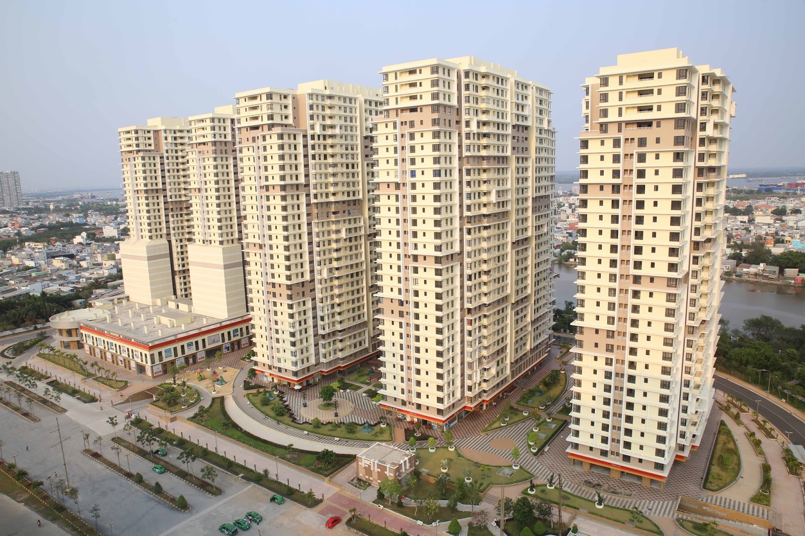 Giá căn hộ chung cư tại Hà Nội và TP.HCM đều tăng do khan hiếm nguồn cung, dự án mới được mở bán. Ảnh minh họa.