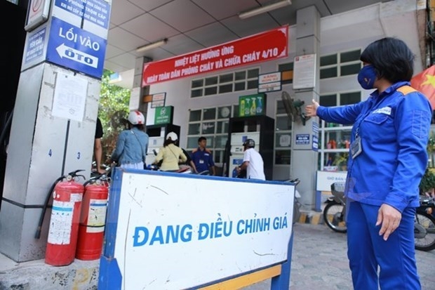 Bộ Công Thương nói về vấn đề điều hành giá thị trường xăng dầu