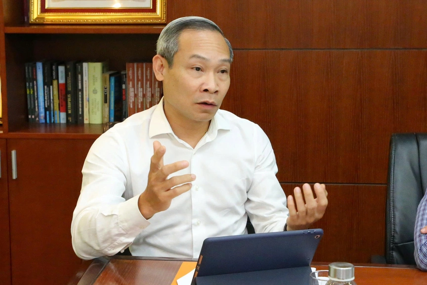 Họp Hội đồng tư vấn và thực hiện đề tài khoa học “Phát triển nhà ở thương mại vừa túi tiền ở Việt Nam: Thực trạng và đề xuất chính sách, pháp luật”- Ảnh 3.