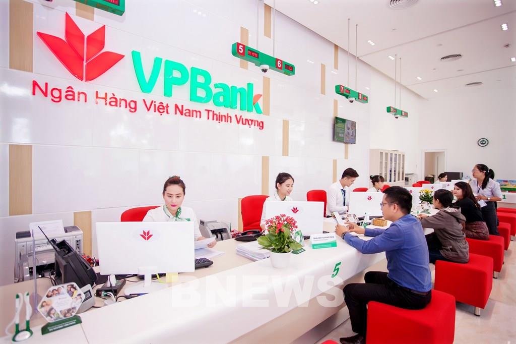 VPBank và FE Credit được xem xét nâng mức xếp hạng tín nhiệm