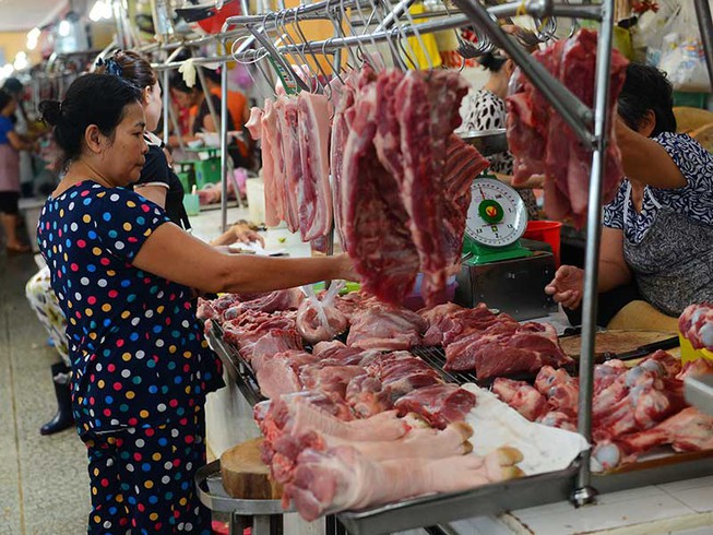 Lời giải cho bài toán giá thịt lợn neo cao