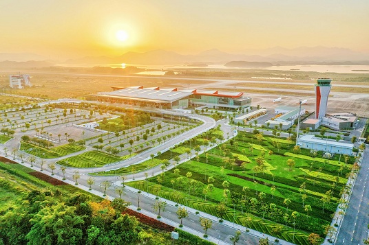 Sân bay Vân Đồn xanh như resort đẹp cỡ nào?